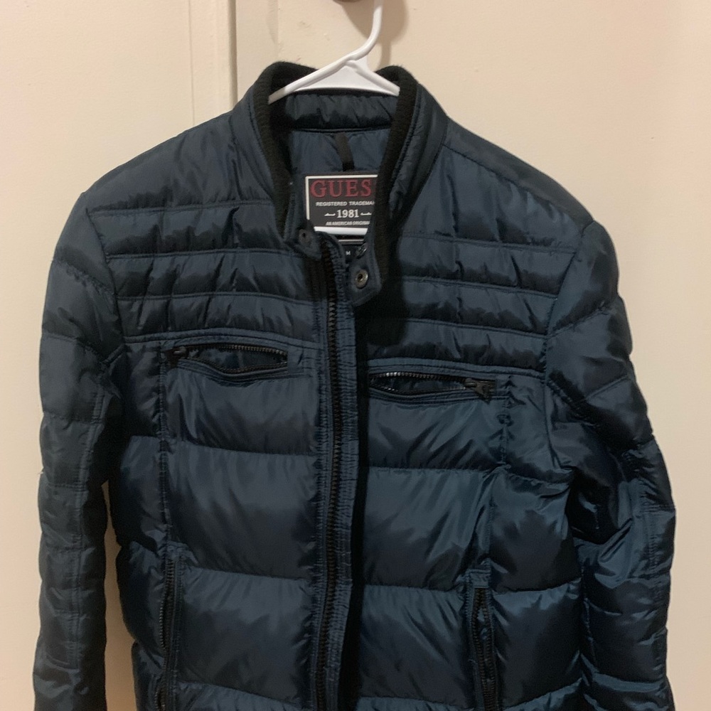 Lightly Used Guess Men’s winter Puffer Jacket